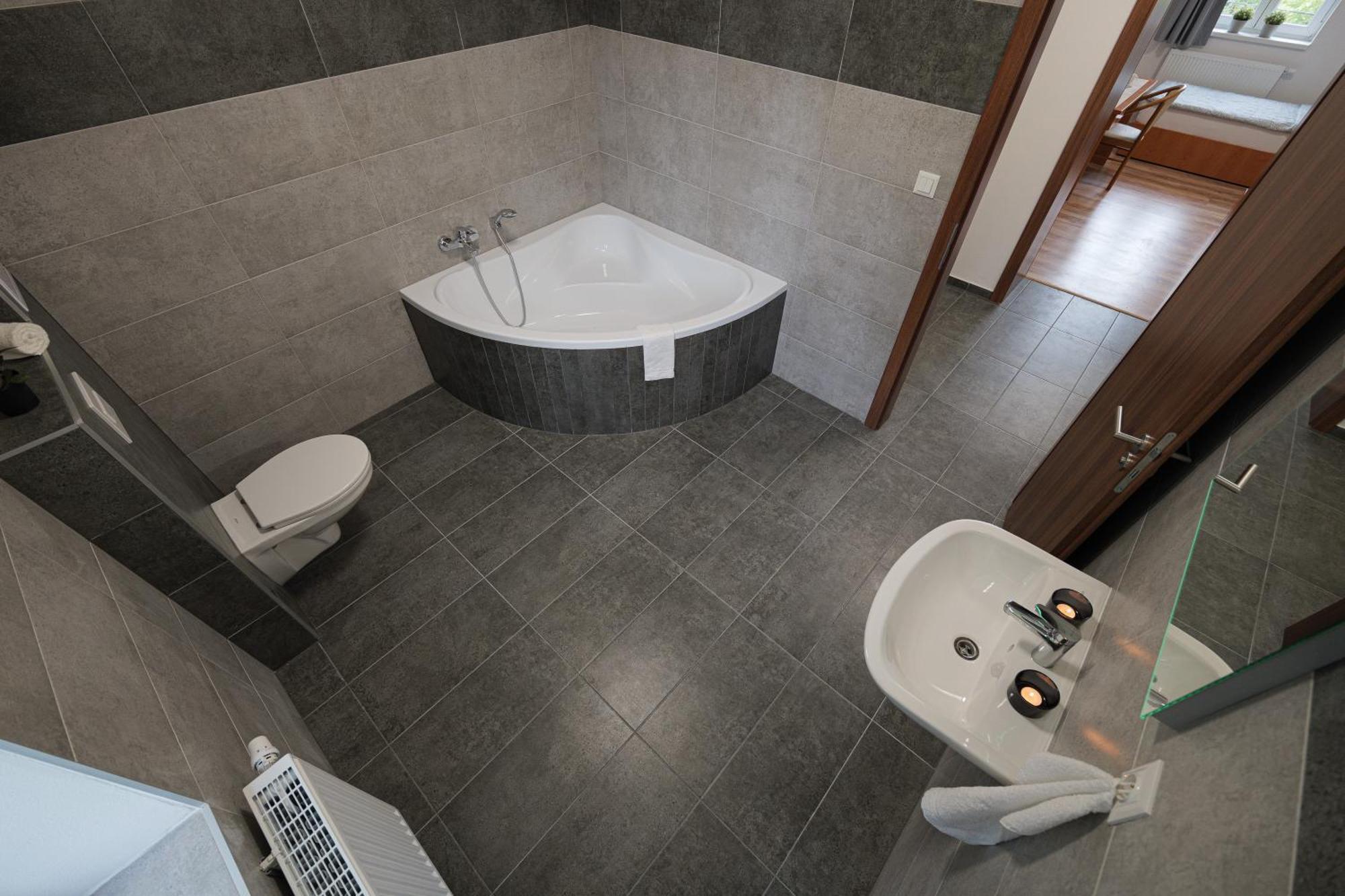 Tvm Ostrava 1 Apartment Luaran gambar